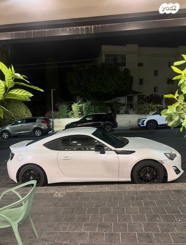 סובארו BRZ