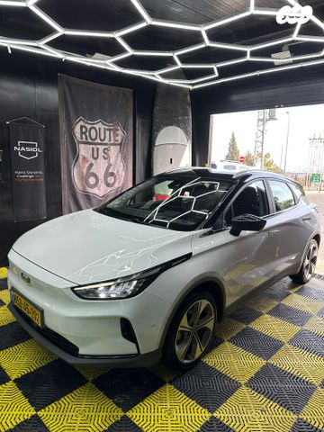 מודעת רכב ג׳ילי Geometry C