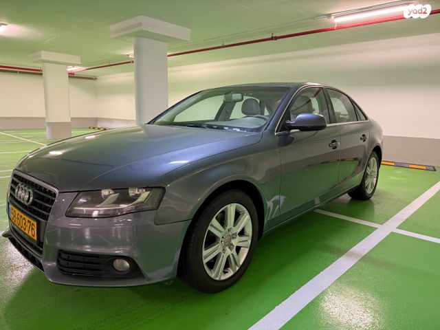 אאודי A4