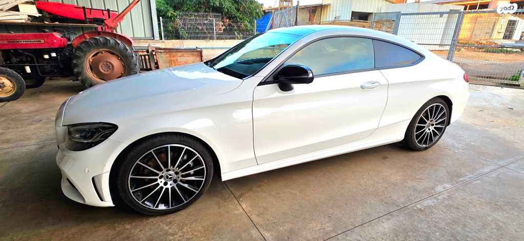 מודעת רכב מרצדס-בנץ C-class