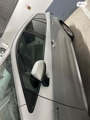 מודעת רכב טויוטה קורולה