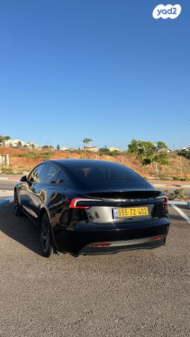 מודעת רכב טסלה מודל 3
