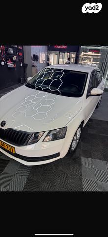 סקודה אוקטביה 