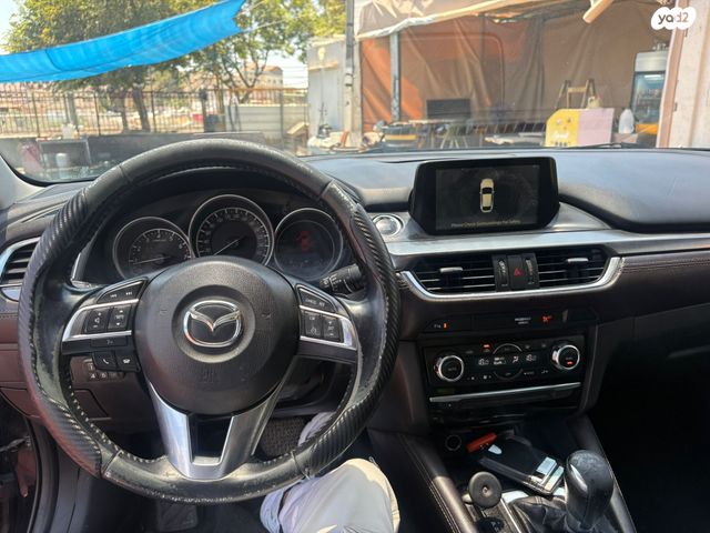 מודעת רכב מאזדה 6