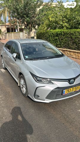 מודעת רכב טויוטה קורולה