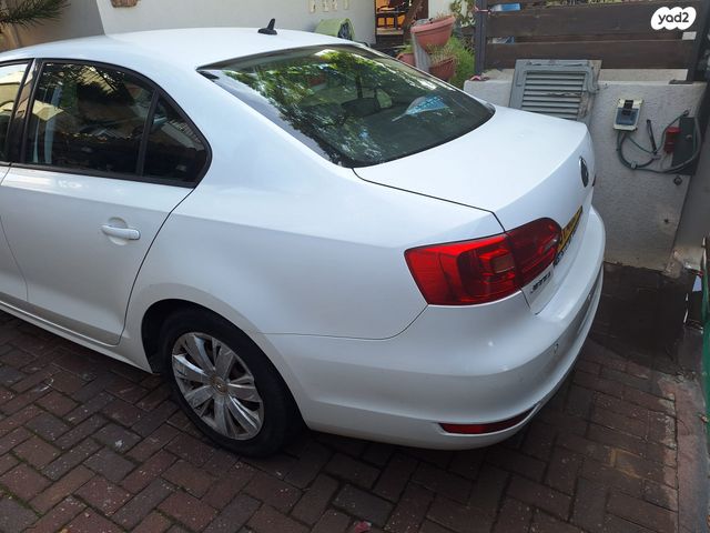 מודעת רכב פולקסווגן ג'טה 