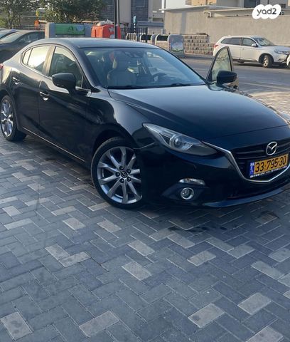 מודעת רכב מאזדה 3