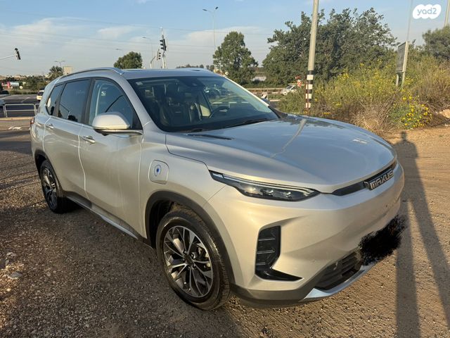 מודעת רכב מקסוס איוניק 6