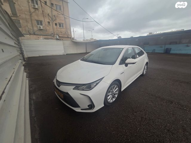מודעת רכב טויוטה קורולה