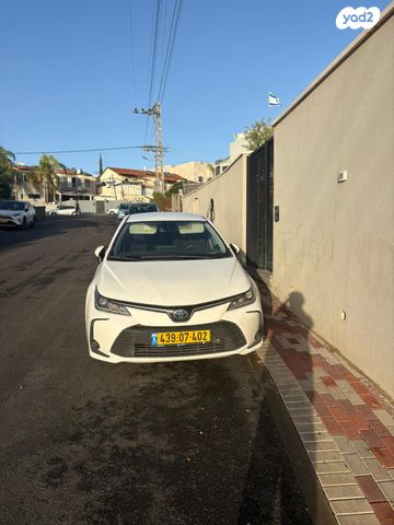 מודעת רכב טויוטה קורולה