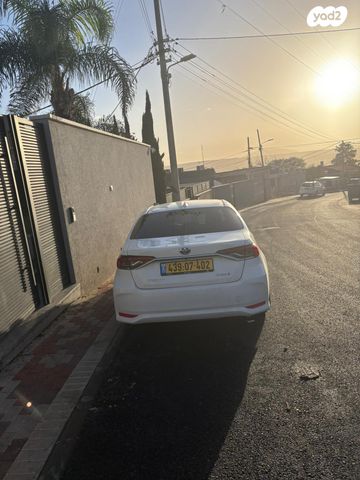 טויוטה קורולה