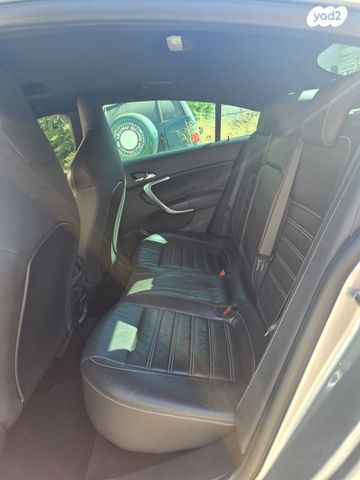 מודעת רכב אופל אינסיגניה