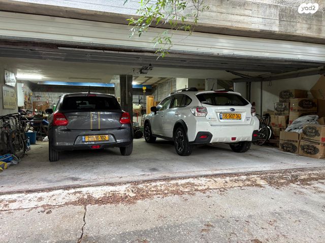 מודעת רכב סובארו XV