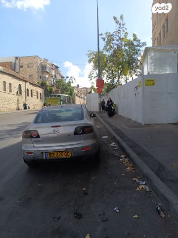 מודעת רכב מאזדה 3