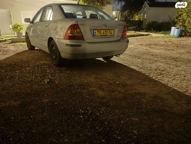 טויוטה קורולה
