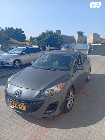 מודעת רכב מאזדה 3