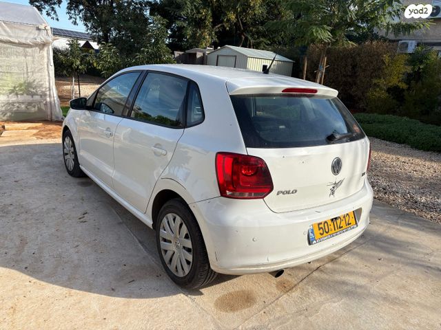 פולקסווגן פולו 