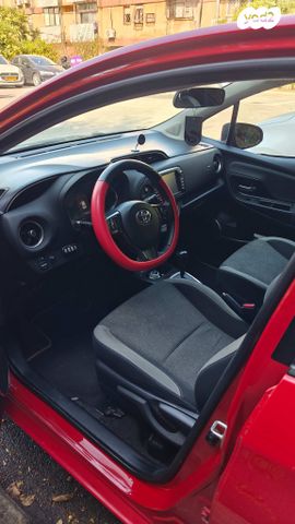 מודעת רכב טויוטה יאריס