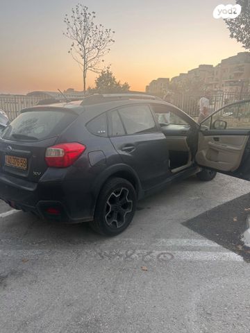 מודעת רכב סובארו XV