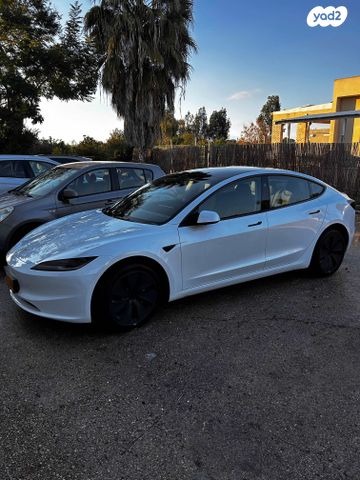 מודעת רכב טסלה מודל 3