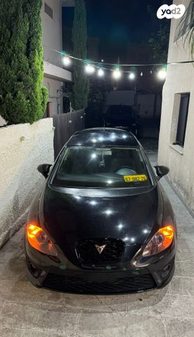 מודעת רכב סיאט לאון
