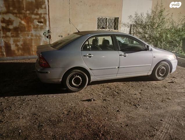 טויוטה קורולה