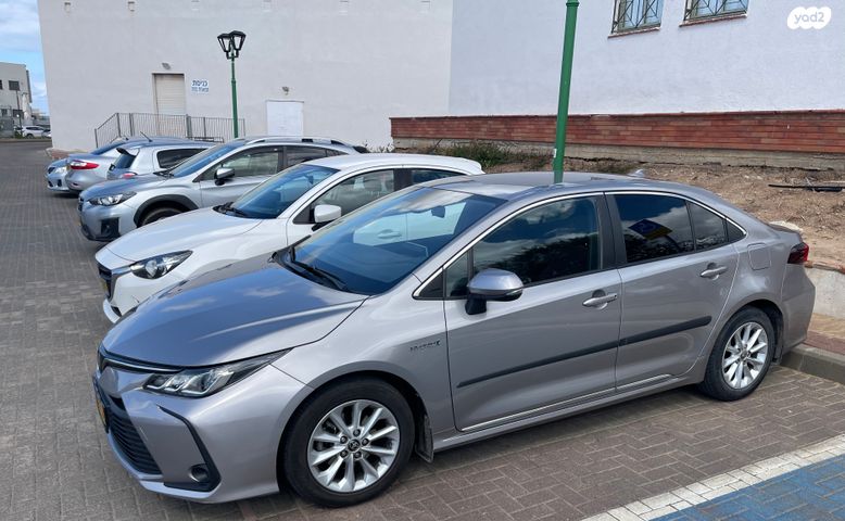 מודעת רכב טויוטה קורולה