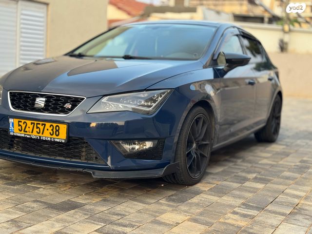 מודעת רכב סיאט לאון