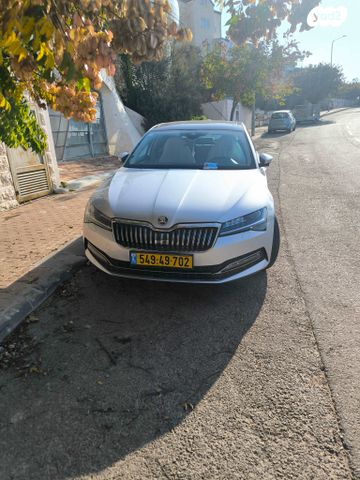 מודעת רכב סקודה סופרב
