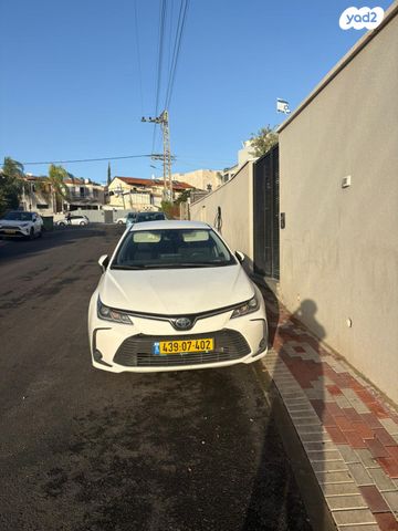 טויוטה קורולה