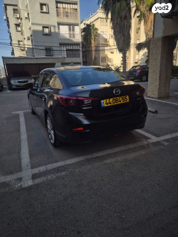 מאזדה 3
