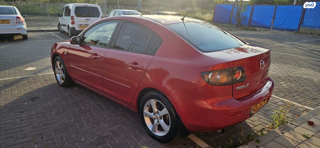 מאזדה 3