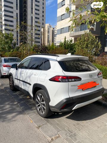 טויוטה קורולה קרוס