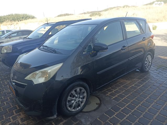 מודעת רכב טויוטה ורסו-S