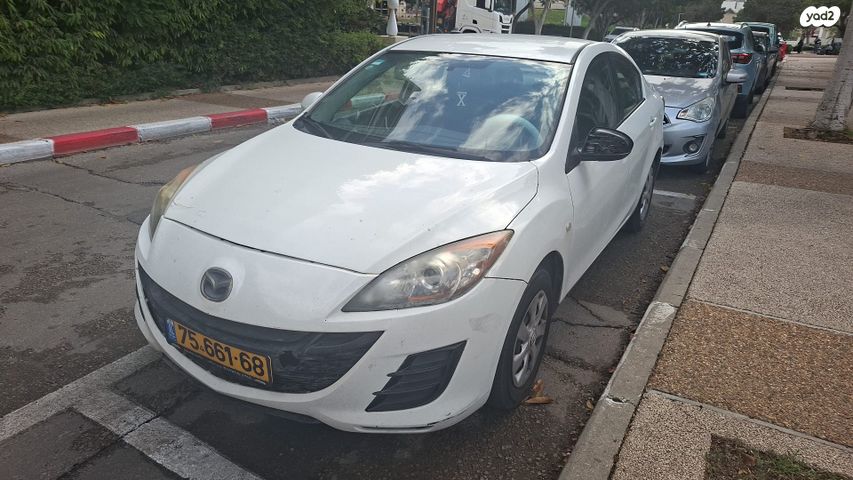 מודעת רכב מאזדה 3