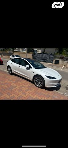 מודעת רכב טסלה מודל 3