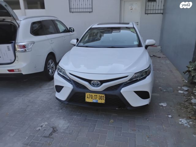 מודעת רכב טויוטה קאמרי