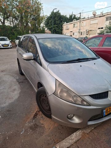 מיצובישי גרנדיס