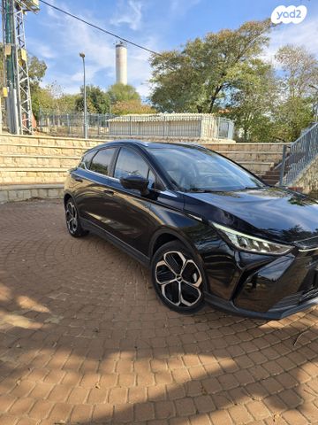 ג׳ילי Geometry C