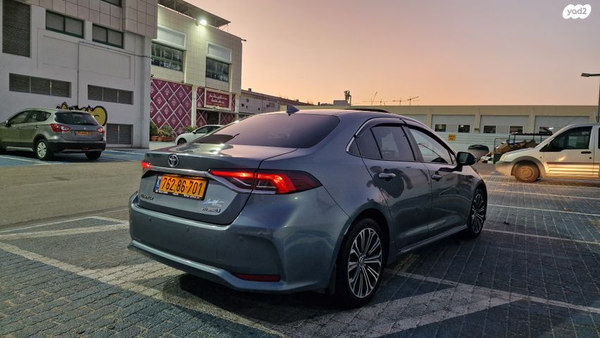 טויוטה קורולה