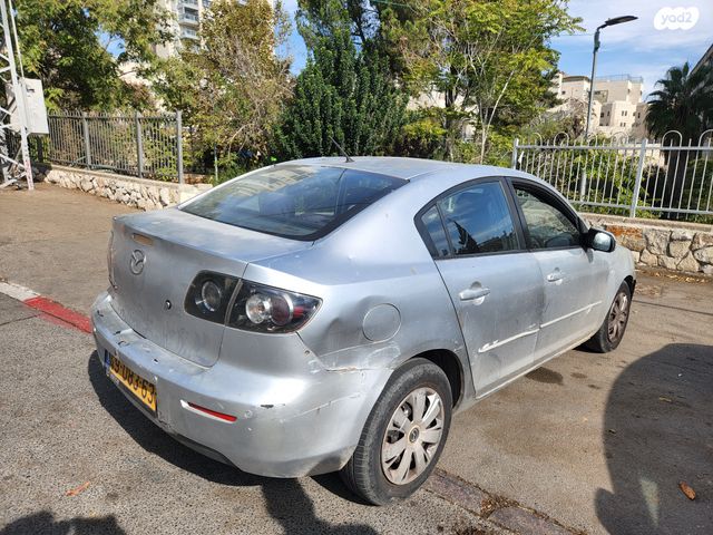 מאזדה 3