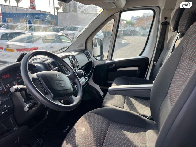 פיג'ו בוקסר