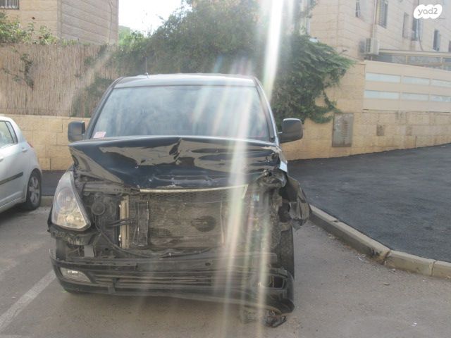 מודעת רכב יונדאי H-1 / i800