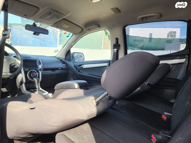 איסוזו די-מקס