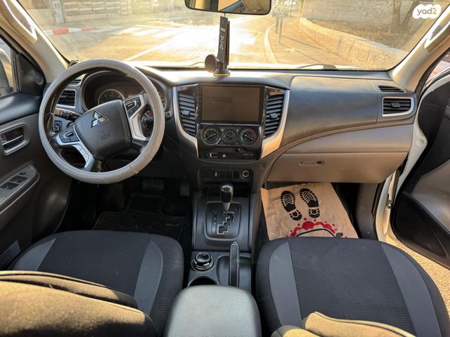 מיצובישי טרייטון / L200