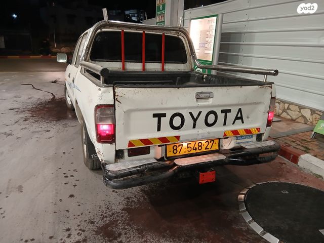 טויוטה היילקס