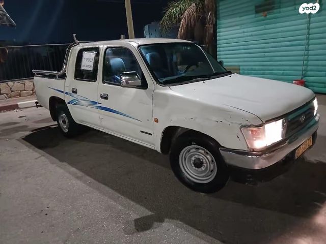 טויוטה היילקס