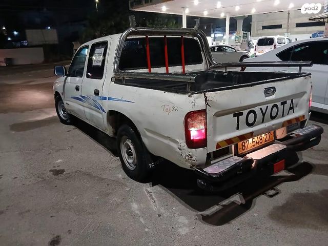 טויוטה היילקס