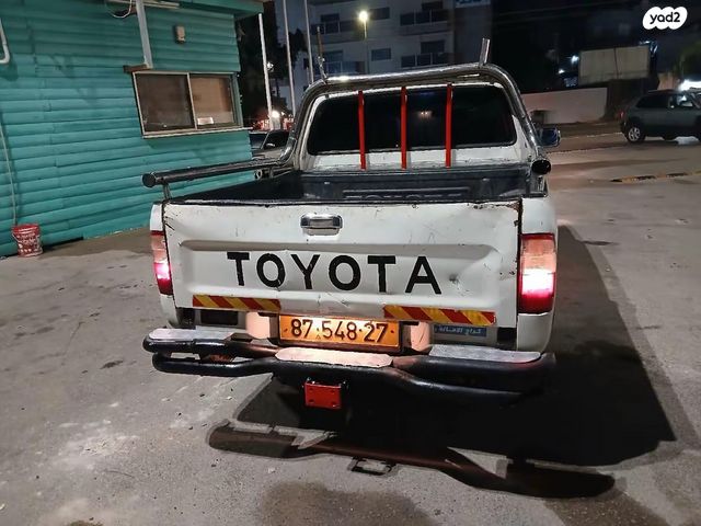 טויוטה היילקס