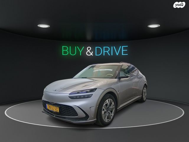 מודעת רכב ג'נסיס GV60